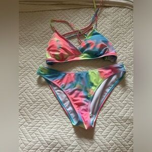 CUPSHE tie dye bikini. NWOT. Tags removed but not worn. Size L.